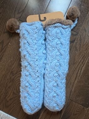 Manitobah Women's Light Blue Knit & Fur Trim Socks